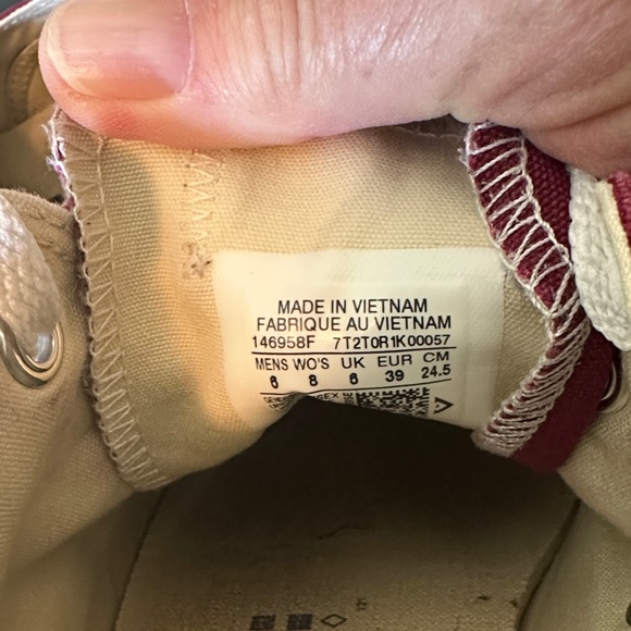 Converse Maroon Sneakers with White Details - Picture 3 of 5